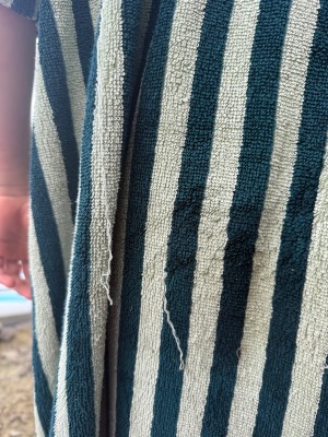 Imagen 1 de Rebekka sobre Bongusta - Kid's Naram Poncho - Poncho de surf