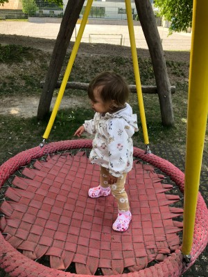 Imagen 2 de Margit sobre Crocs - Kid's Classic VDay Graphic Clog - Sandalias