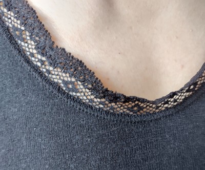 Image 1 from Uta of Engel - Women's Achselshirt mit Spitze - Merino base layer