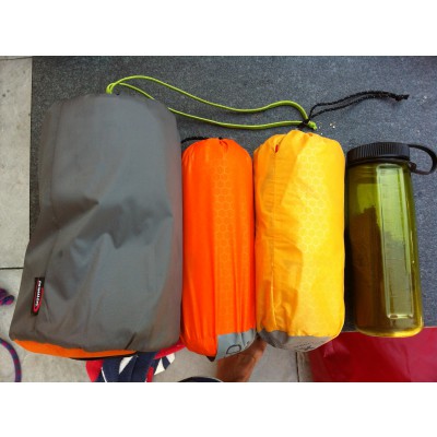 Imagen 2 de Thomas sobre Exped - Synmat Hyperlite - Esterilla aislante