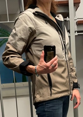 Bild 1 av Simone till Heber Peak - Women's EvergreenHe. Softshell Light Jacket - Softshelljacka