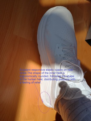 Image 8 from Octav of HOKA - Clifton 10 - Running shoes