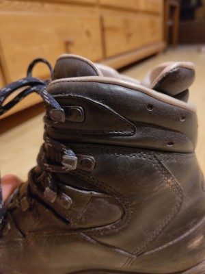 Bild 4 von Susanne zu Lowa - Women's Mauria Evo LL - Wanderschuhe