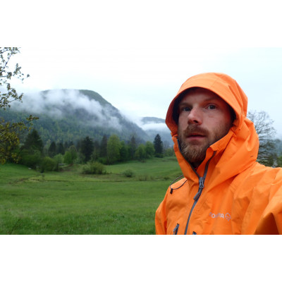 Imagen 2 de Douglas sobre Norrøna - Trollveggen GORE-TEX Light Pro Jacket - Chaqueta impermeable