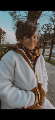 Imagen 1 de Jessica sobre Passenger - Women's Clover Recycled Cotton-Lined Sherpa Fleece - Forro polar