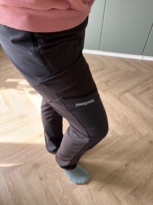 Imagen 1 de Nathalie sobre Patagonia - Women's Altvia Alpine Pants - Pantalones de trekking
