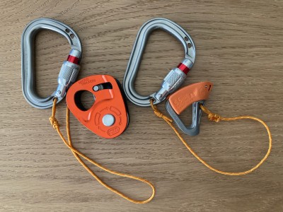 Immagine 1 di Johannes su Petzl - Rocha - Moschettoni a ghiera