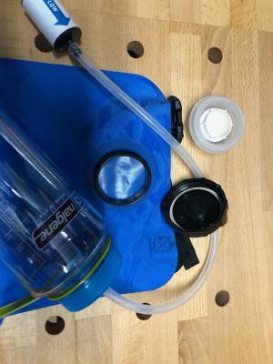 Imagen 1 de Gert sobre Platypus - Gravityworks Universal Bottle Adapter