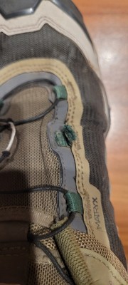 Tuotetta Salomon - X Ultra 5 GORE-TEX - Multisport-kengät koskeva kuva 1 k&auml;ytt&auml;j&auml;lt&auml; Birte