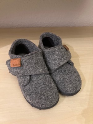 Bild 1 von Doreen zu Sterntaler - Kid's Hausschuh Uni - Hüttenschuhe
