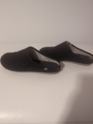 Bild 1 von Angela zu Stoic - Women's HyddaSt. II Wool Slippers - Hüttenschuhe
