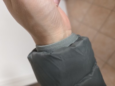 Tuotetta Stoic - Women's PerformanceDown SalmiSt. Jacket with Hood - Untuvatakki koskeva kuva 2 k&auml;ytt&auml;j&auml;lt&auml; Kathleen