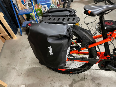 Imagen 1 de Waldemar sobre Thule - Thule Shield Pannier 17 - Bolsa para el portaequipaje