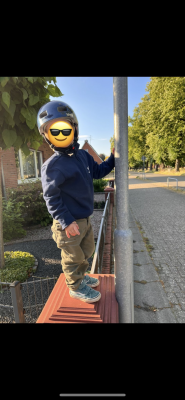 Tuotetta Uvex - Kid's Hlmt 4 - Pyöräilykypärä koskeva kuva 1 k&auml;ytt&auml;j&auml;lt&auml; Christoph