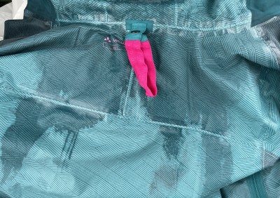 Tuotetta Vaude - Women's Neyland 2.5L Jacket - Sadetakki koskeva kuva 1 k&auml;ytt&auml;j&auml;lt&auml; Maria