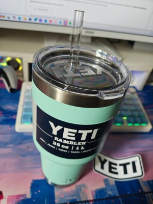 Bild 1 av Ibrahim Bobakar till Yeti Coolers - Rambler Straw Mug - Termobägare